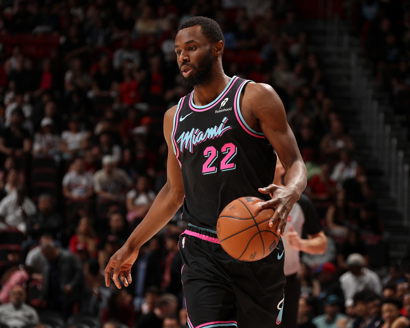 易游体育运营中心-维金斯：我们具备应对困境的能力 专注投入继续团结作战